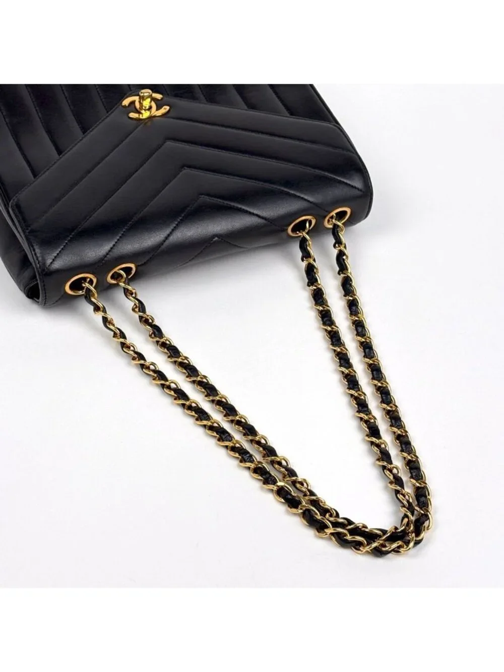Chanel Shoulder Bag Stitch CC Logo Chain Chevron Mademoiselle Leather Black